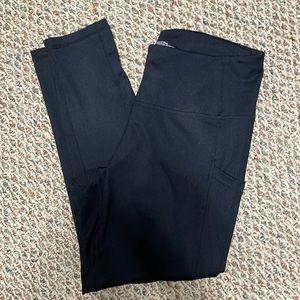 Zella black Capri leggings